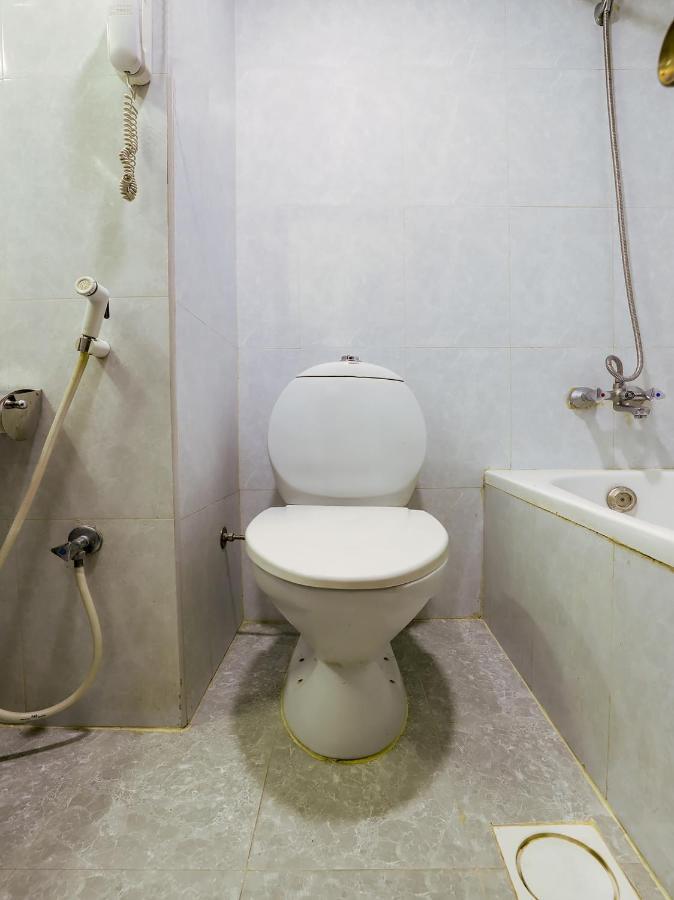 Oyo 339 Vienna Hotel Dubai Bagian luar foto
